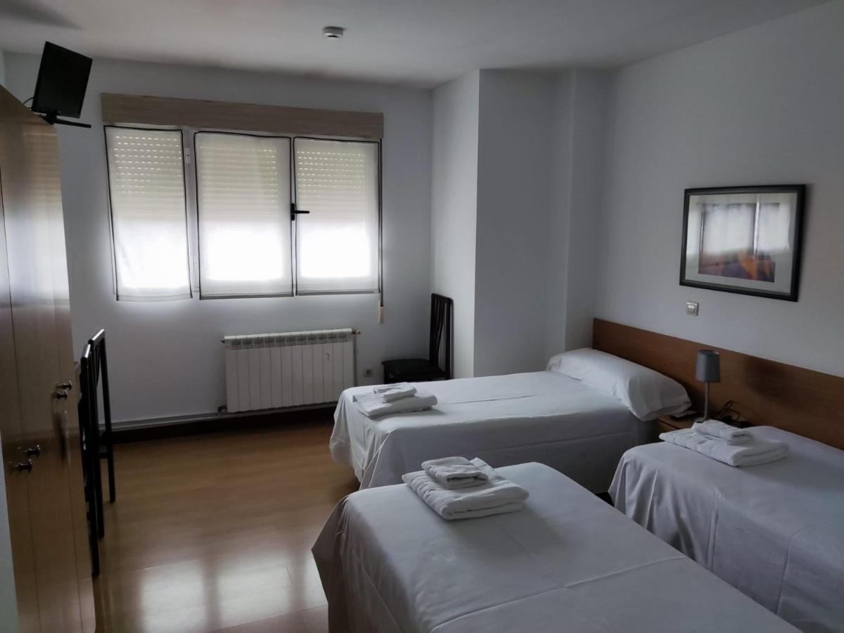 Pension Las Matillas Миранда де Ебро Екстериор снимка