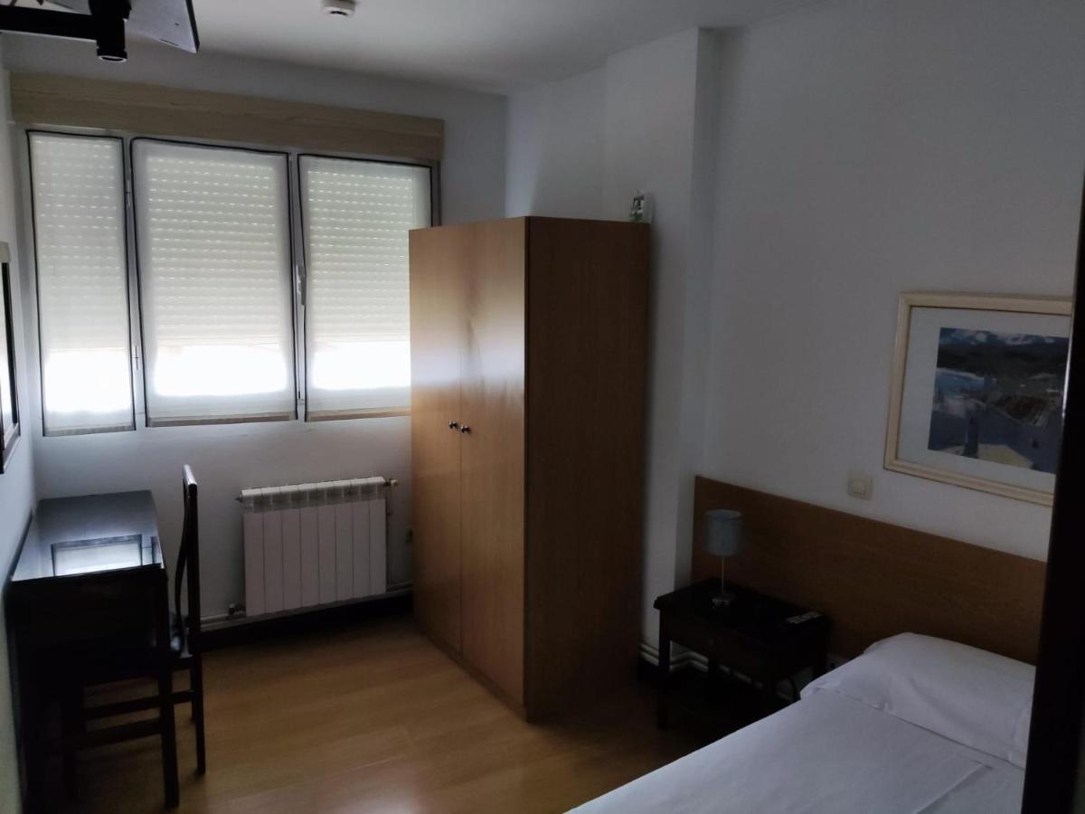 Pension Las Matillas Миранда де Ебро Екстериор снимка